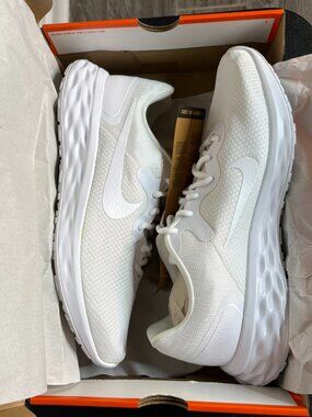 Nike Revolution 6 Next Nature Triple White DC3728102